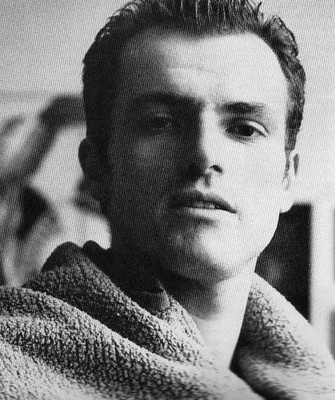 Photo de Massimo Agostinelli à l'âge de 24 ans, vers 1984. Portrait pour Festival FIND. / Photo of Massimo Agostinelli age 24, Circa 1984. Portrait for FIND Festival
